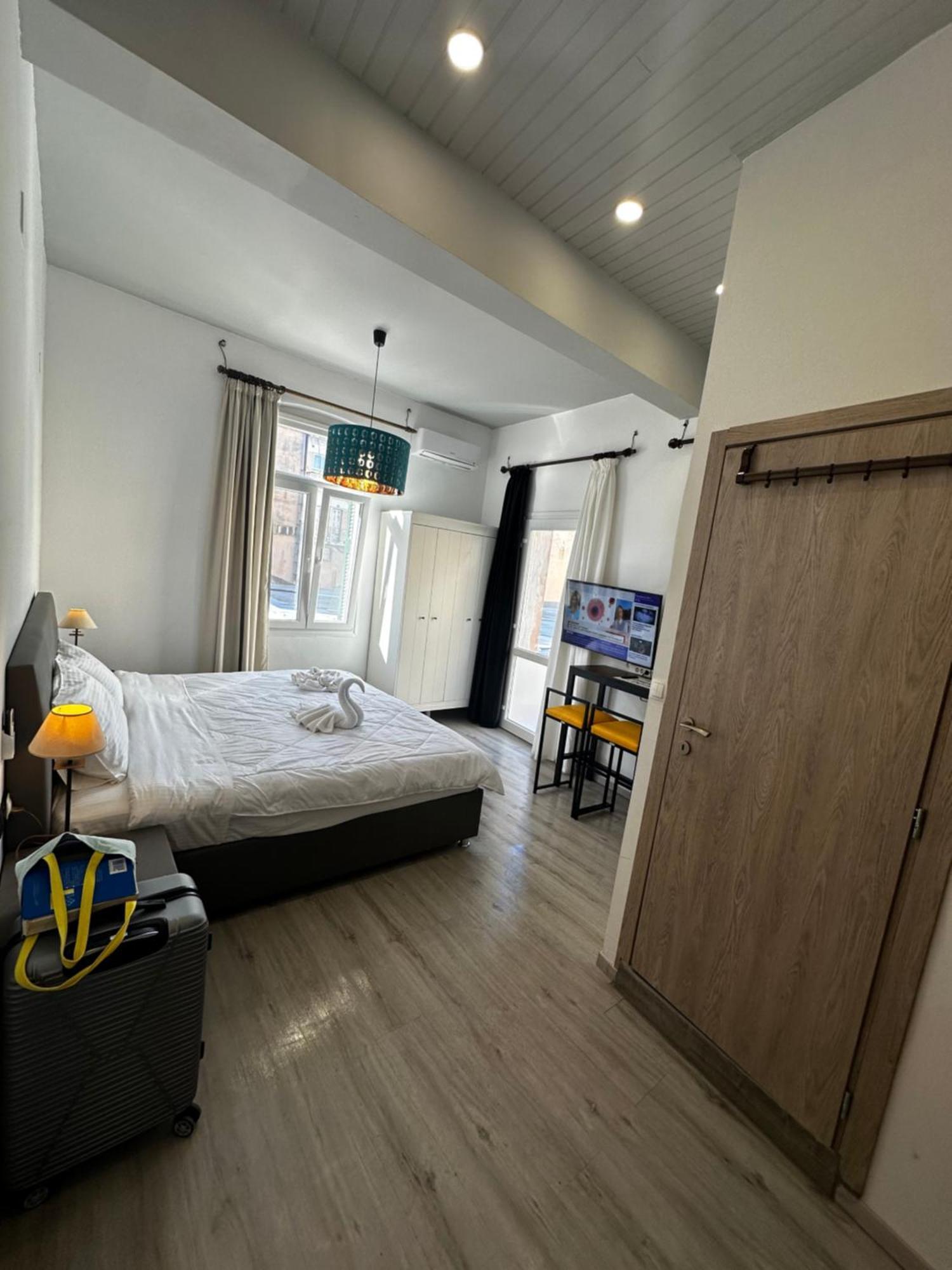 Travelers Luxury Suites, Studios & Apartments Corfu  Exterior photo
