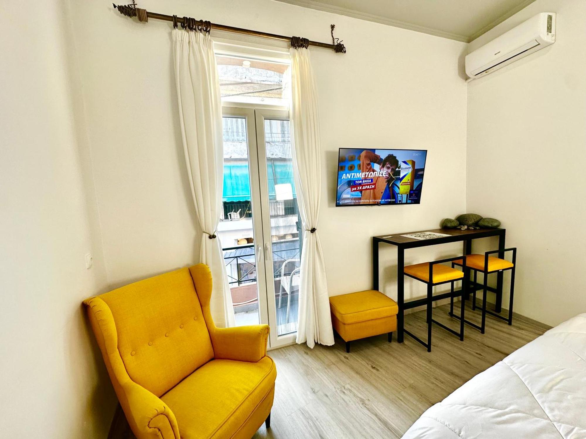 Travelers Luxury Suites, Studios & Apartments Corfu  Exterior photo